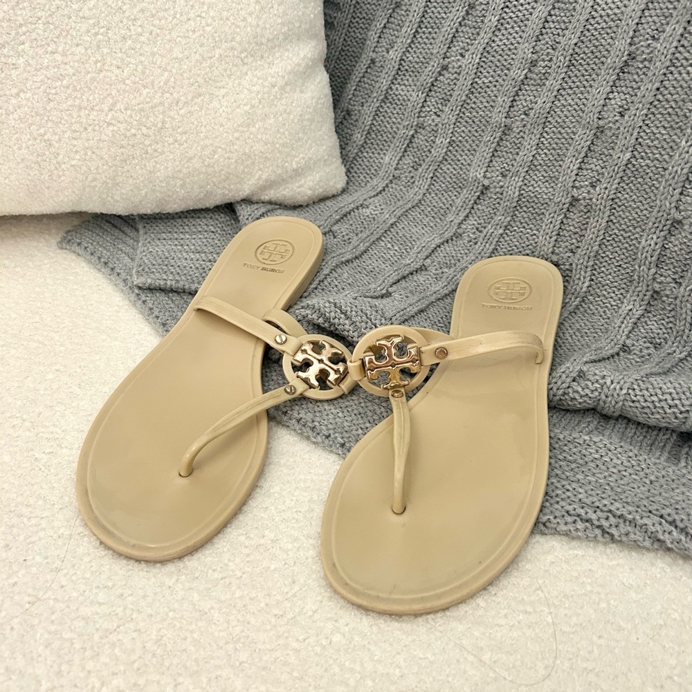 Tory Burch Beige Sandals with Gold Accent